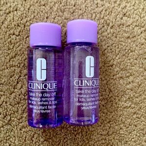 4 small bottles of makeup remover Clinique. Brand new